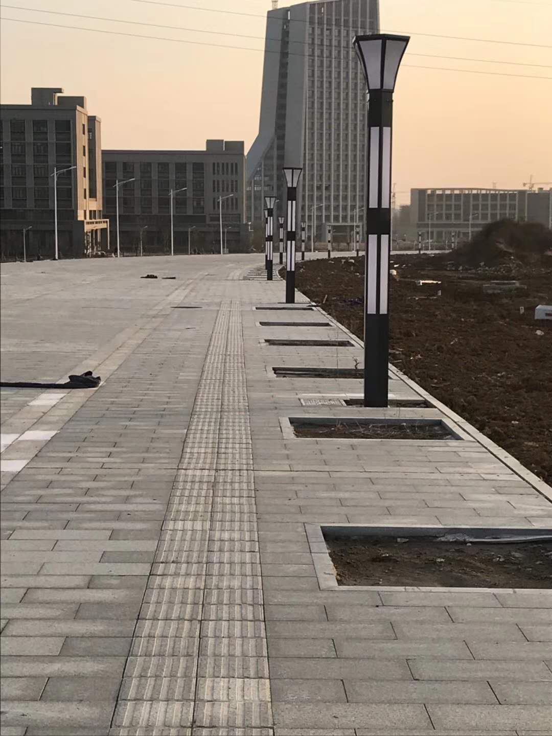 LED路燈、庭院燈、景觀(guān)燈_ led路燈價(jià)格